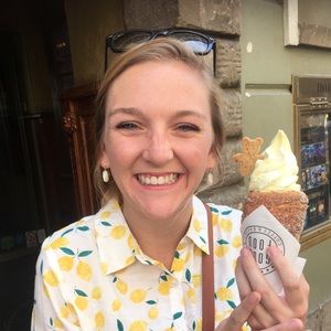 Meet your Posher, Emily katherine